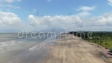 特罗姆波、沙捞越、婆罗洲的<strong>金沙</strong>滩